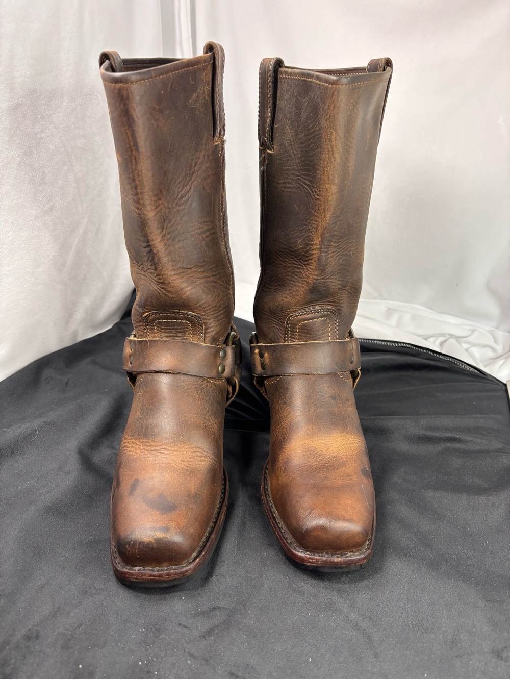 FRYE Harness 12R Brown Distressed Leather Boots Women’s Size 7.5 M - Picture 3 of 8